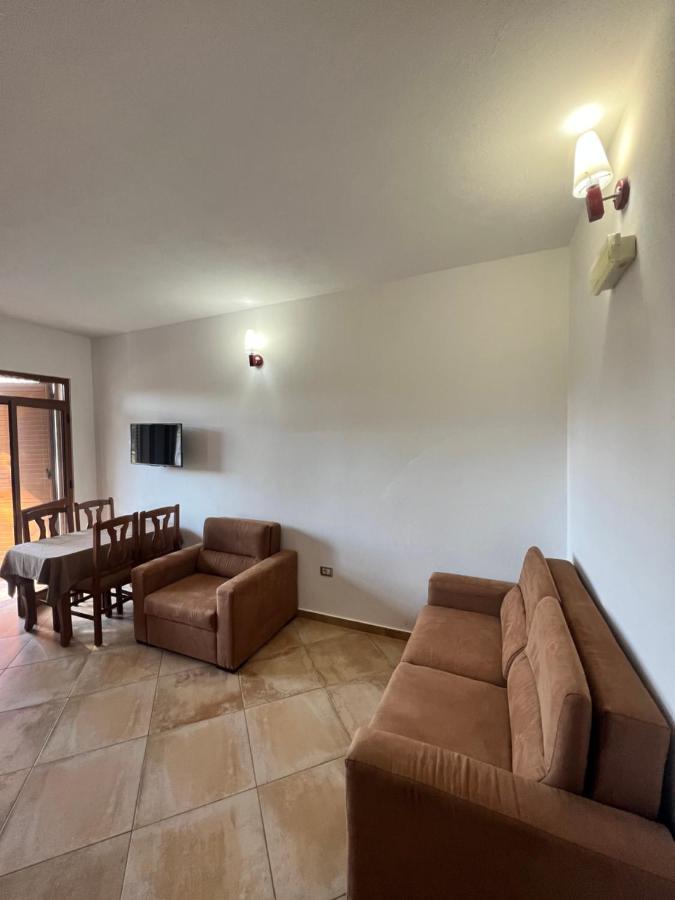 Kamberi Hotel & Apartments 2 Velipojë Eksteriør bilde